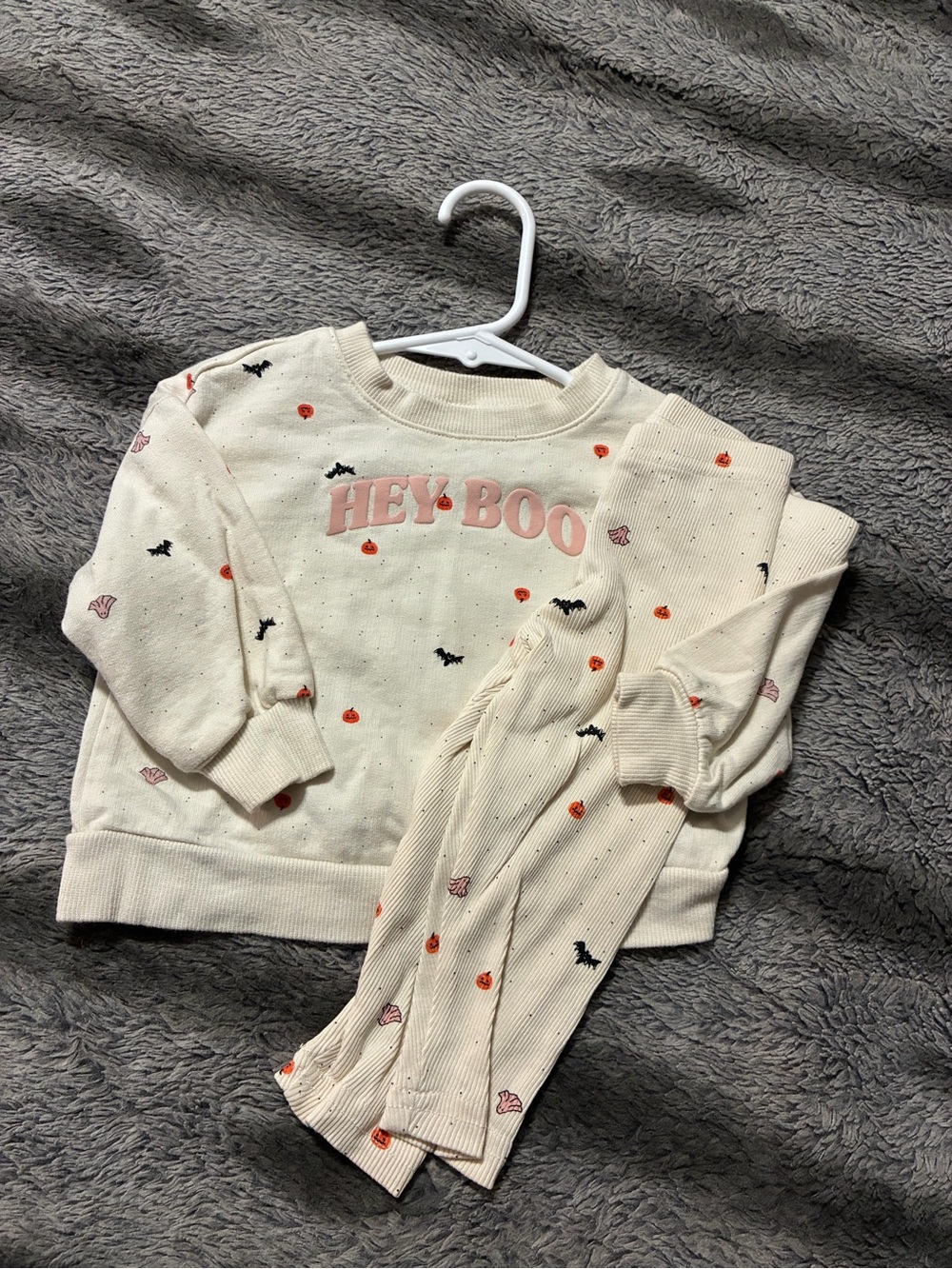 Carter's Cream 'HEY BOO' Pajama Set with Pink, Orange and Black Accents
